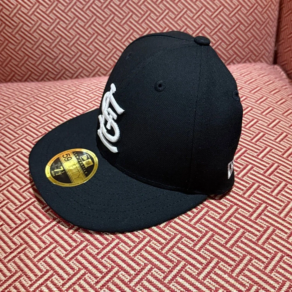 St. Louis Cardinals Black on White 59Fifty Fitted 7.5 Cap - Picture 3 of 9